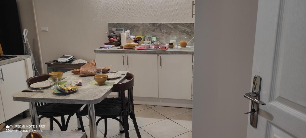 Les Plaisirs De La Ruralite Apartman Vendresse Kültér fotó