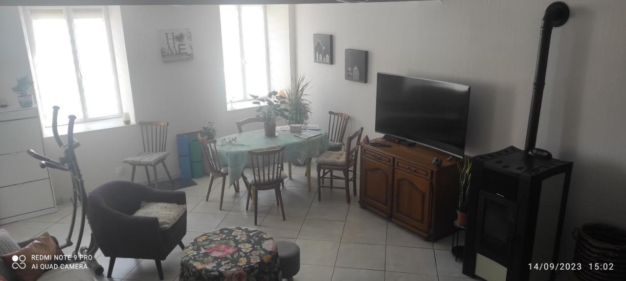 Les Plaisirs De La Ruralite Apartman Vendresse Kültér fotó